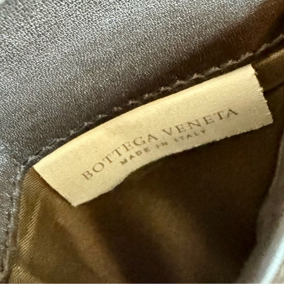 Bottega Veneta Intrecciato Leather Bifold Wallet - Picture 3 of 12
